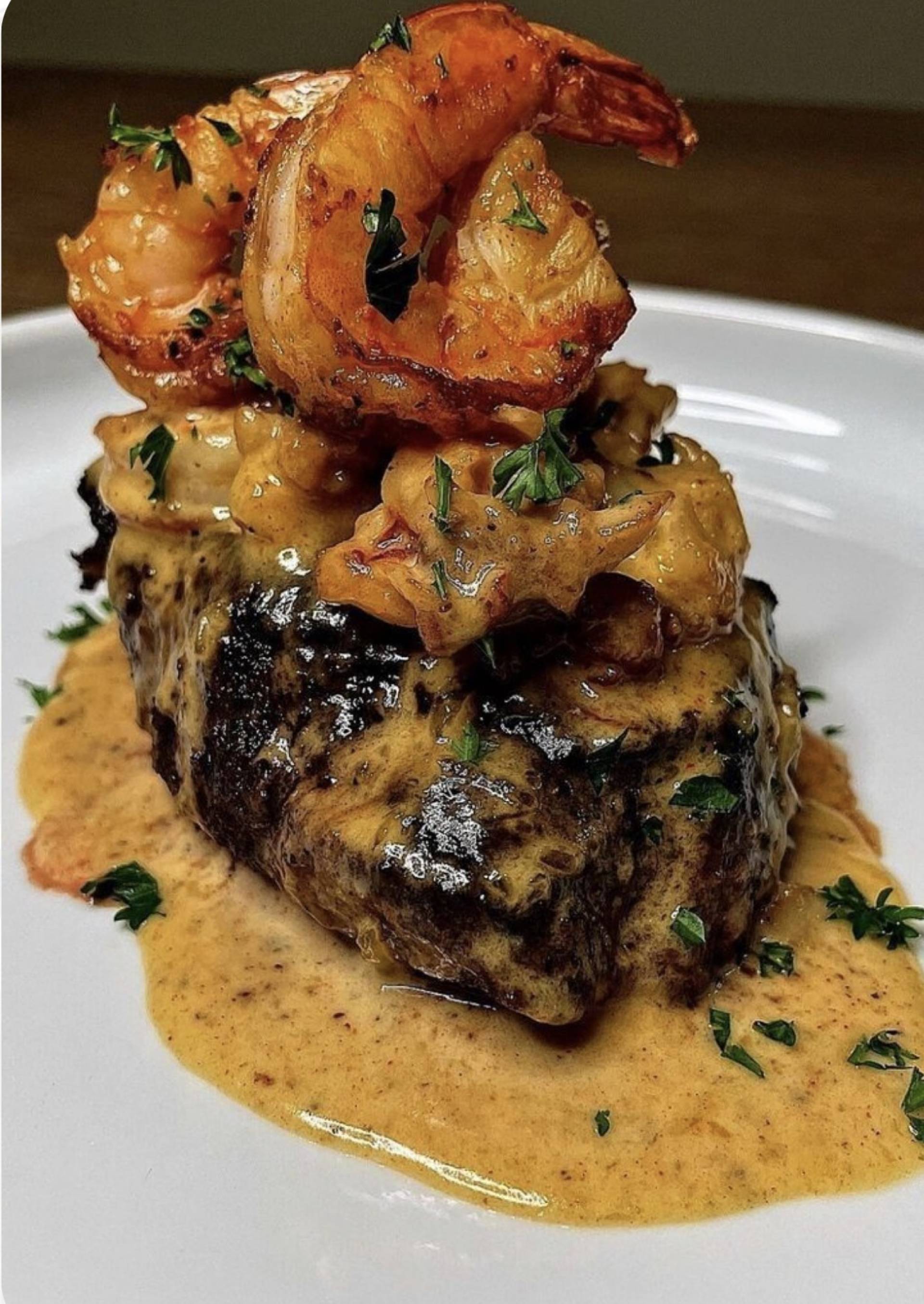 SPECIAL: Steak & Shrimp w/ a creamy Crab Sauce